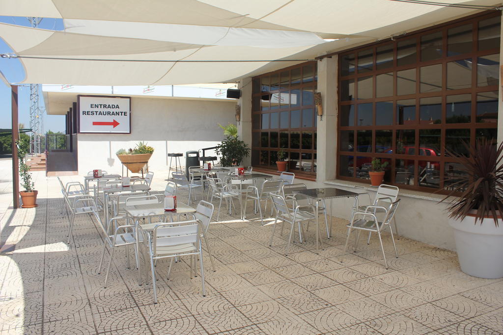 Hotel La Parada Ontigola Exterior photo